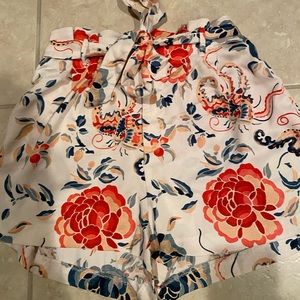 Floral shorts that tie in front
